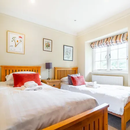 3 Bed In Oc-lr042 *