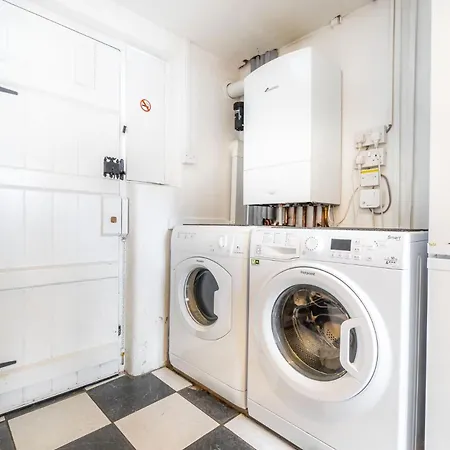 Prázdninový dům 3 Bed In Oc-lr042