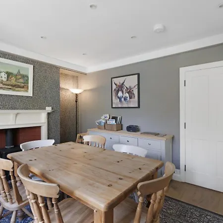 Prázdninový dům 3 Bed In Oc-lr042 *